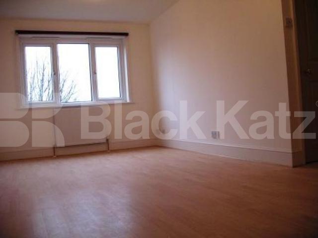 			NEW ON THE MARKET!!!, 4 Bedroom, 1 bath, 1 reception House			 Birley Road, WHETSTONE